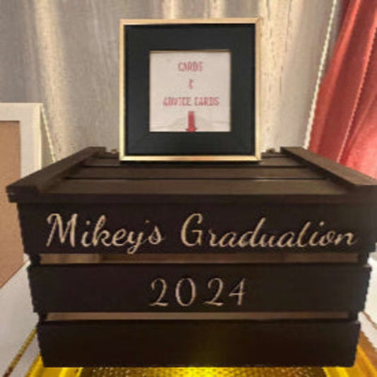 Card Box with Frame