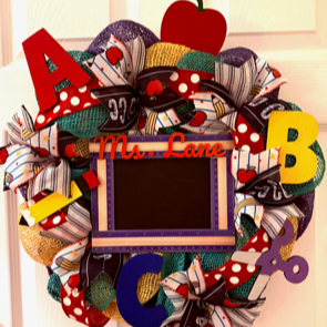 Chalkbard Teacher Wreath